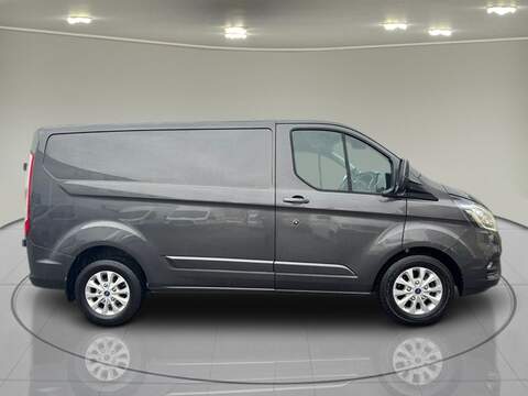 Ford Transit Custom 1.0 340 EcoBoost 13.6kWh Limited Panel Van 5dr Petrol Plug-in Hybrid Auto L1 H1 Euro 6 (126 ps) - U75051
