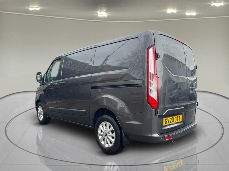 Ford Transit Custom 1.0 340 EcoBoost 13.6kWh Limited Panel Van 5dr Petrol Plug-in Hybrid Auto L1 H1 Euro 6 (126 ps) - U75051