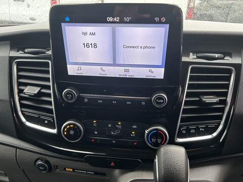 Ford Transit Custom 1.0 340 EcoBoost 13.6kWh Limited Panel Van 5dr Petrol Plug-in Hybrid Auto L1 H1 Euro 6 (126 ps) - U75051