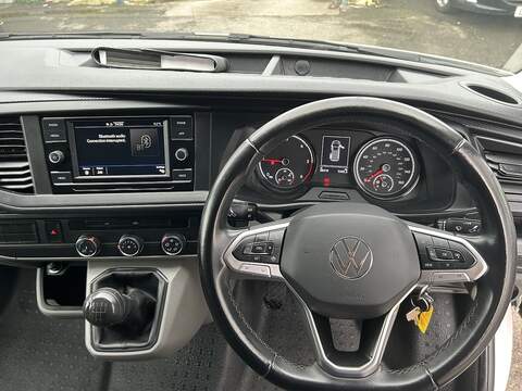Volkswagen Transporter 2.0 TDI T28 Startline Panel Van 5dr Diesel Manual FWD SWB Euro 6 (s/s) (110 ps) - U75052