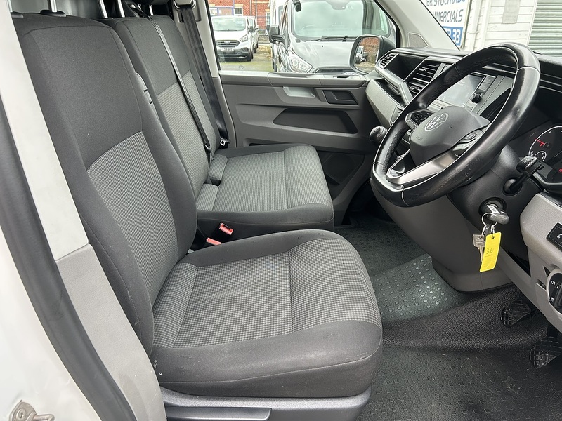Volkswagen Transporter 2.0 TDI T28 Startline Panel Van 5dr Diesel Manual FWD SWB Euro 6 (s/s) (110 ps) - U75052