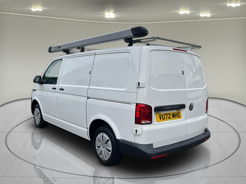 Volkswagen Transporter 2.0 TDI T28 Startline Panel Van 5dr Diesel Manual FWD SWB Euro 6 (s/s) (110 ps) - U75052