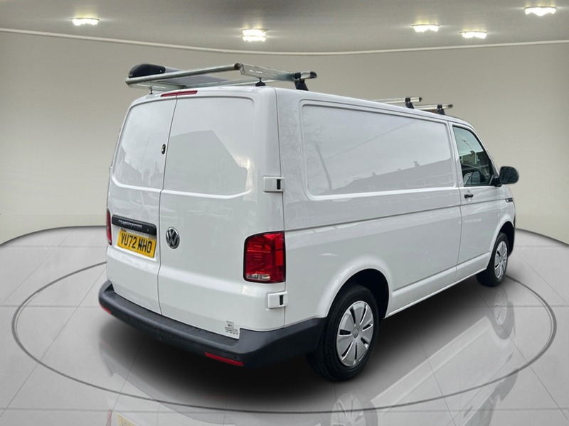 Volkswagen Transporter 2.0 TDI T28 Startline Panel Van 5dr Diesel Manual FWD SWB Euro 6 (s/s) (110 ps) - U75052