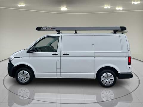 Volkswagen Transporter 2.0 TDI T28 Startline Panel Van 5dr Diesel Manual FWD SWB Euro 6 (s/s) (110 ps) - U75052