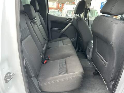 Ford Ranger 2.2 TDCi XLT Pickup Double Cab 4dr Diesel Manual 4WD Euro 5 (s/s) (Eco Axle) (160 ps) - U75053