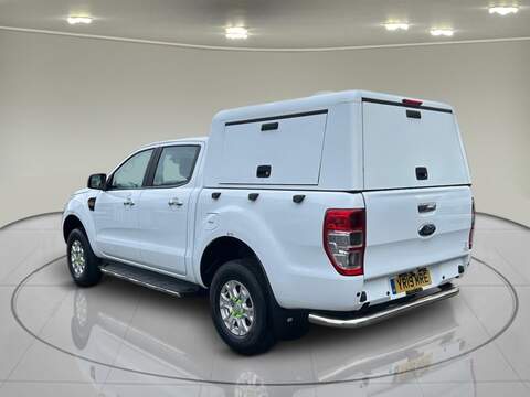 Ford Ranger 2.2 TDCi XLT Pickup Double Cab 4dr Diesel Manual 4WD Euro 5 (s/s) (Eco Axle) (160 ps) - U75053