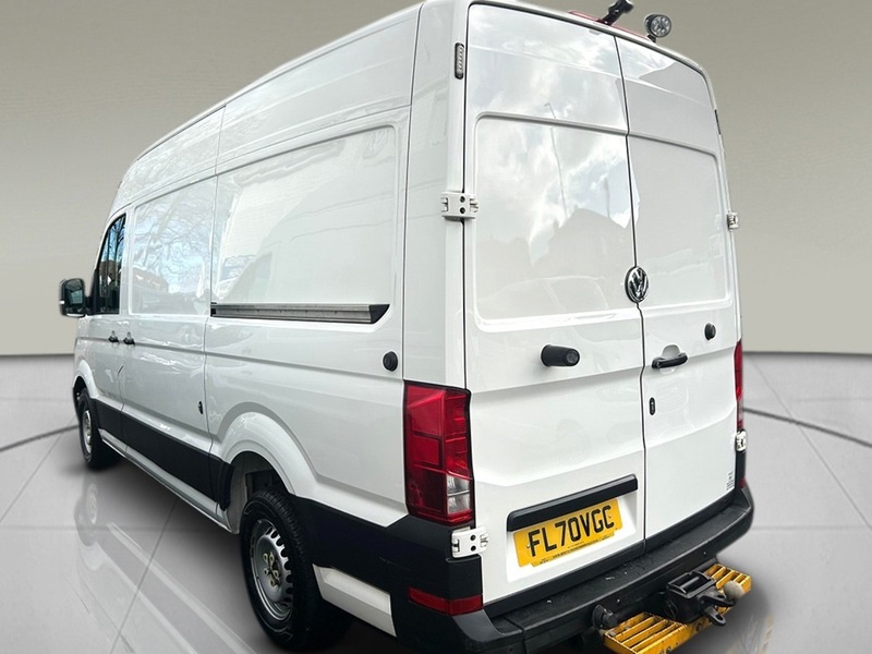 Volkswagen Crafter 2.0 TDI CR35 Trendline Panel Van 5dr Diesel Manual RWD MWB Euro 6 (s/s) (177 ps) - U75058