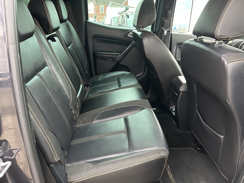 Ford Ranger 2.0 EcoBlue Wildtrak Pickup Double Cab 4dr Diesel Auto 4WD Euro 6 (s/s) (213 ps) - U75062