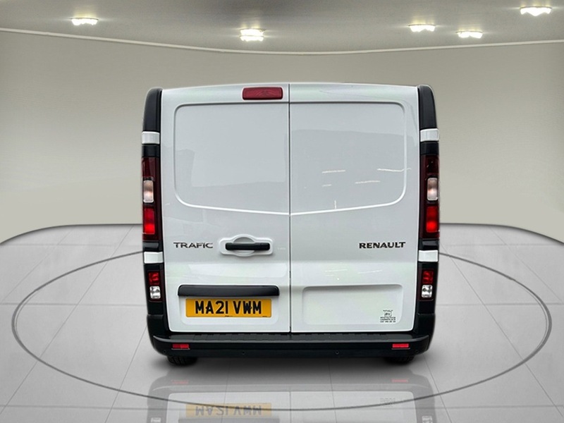 Renault Trafic 2.0 dCi ENERGY 30 Business Panel Van 5dr Diesel Manual SWB Standard Roof Euro 6 (s/s) (120 ps) - U75064