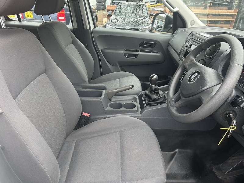 Volkswagen Amarok 2.0 TDI Startline Pickup Double Cab 4dr Diesel Manual 4Motion Selectable Euro 5 (140 ps) - U75071