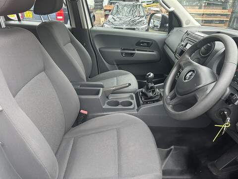 Volkswagen Amarok 2.0 TDI Startline Pickup Double Cab 4dr Diesel Manual 4Motion Selectable Euro 5 (140 ps) - U75071