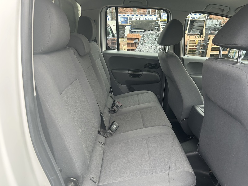 Volkswagen Amarok 2.0 TDI Startline Pickup Double Cab 4dr Diesel Manual 4Motion Selectable Euro 5 (140 ps) - U75071