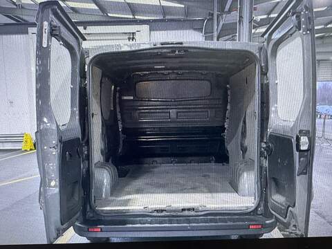 Renault Trafic 1.6 dCi 29 Business Panel Van 5dr Diesel Manual SWB Standard Roof Euro 6 (120 ps) - U75078