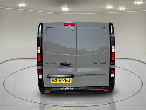 Renault Trafic 1.6 dCi 29 Business Panel Van 5dr Diesel Manual SWB Standard Roof Euro 6 (120 ps) - U75078