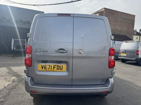 Vauxhall Vivaro 2.0 Turbo D 3100 Sportive Panel Van 5dr Diesel Manual L1 H1 Euro 6 (s/s) (145 ps) - U75082