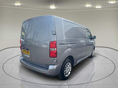 Vauxhall Vivaro 2.0 Turbo D 3100 Sportive Panel Van 5dr Diesel Manual L1 H1 Euro 6 (s/s) (145 ps) - U75082