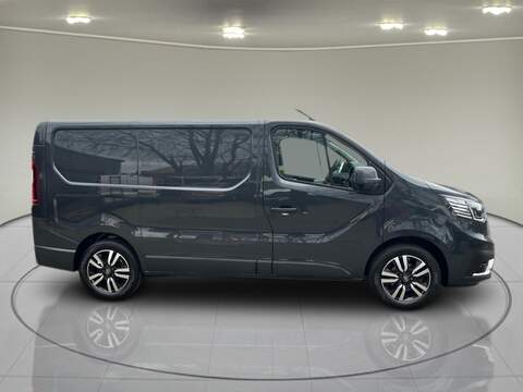 Renault Trafic 2.0 dCi Blue SL28 Sport+ Panel Van 5dr Diesel Manual L1 H1 Euro 6 (s/s) (150 ps) - U75086