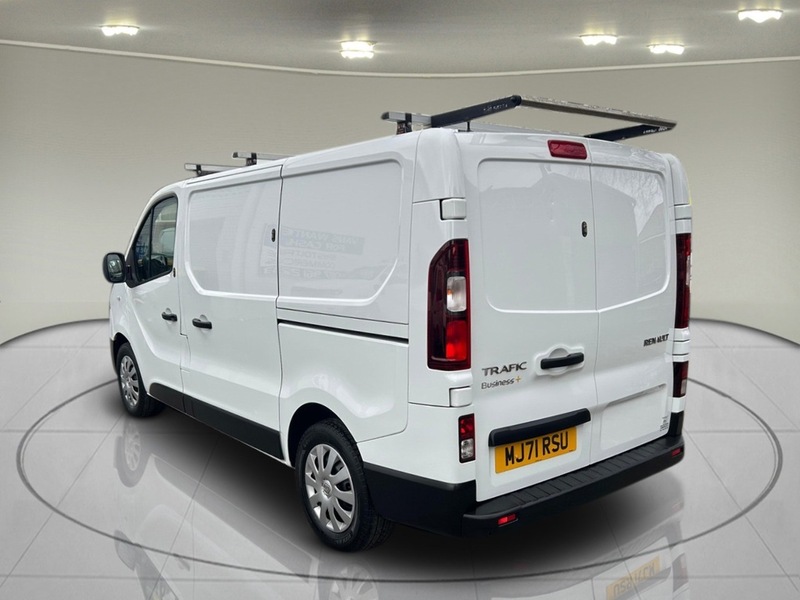 Renault Trafic 2.0 dCi ENERGY 30 Business+ Panel Van 5dr Diesel Manual SWB Standard Roof Euro 6 (s/s) (145 ps) - U75089