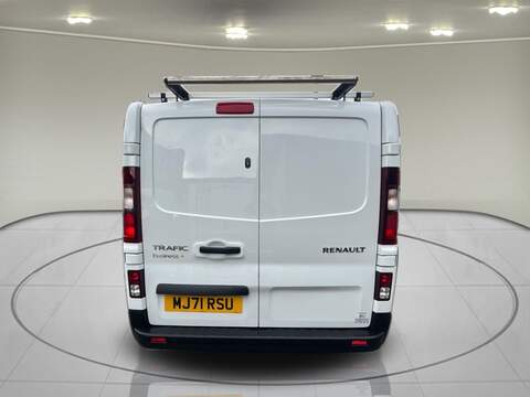 Renault Trafic 2.0 dCi ENERGY 30 Business+ Panel Van 5dr Diesel Manual SWB Standard Roof Euro 6 (s/s) (145 ps) - U75089