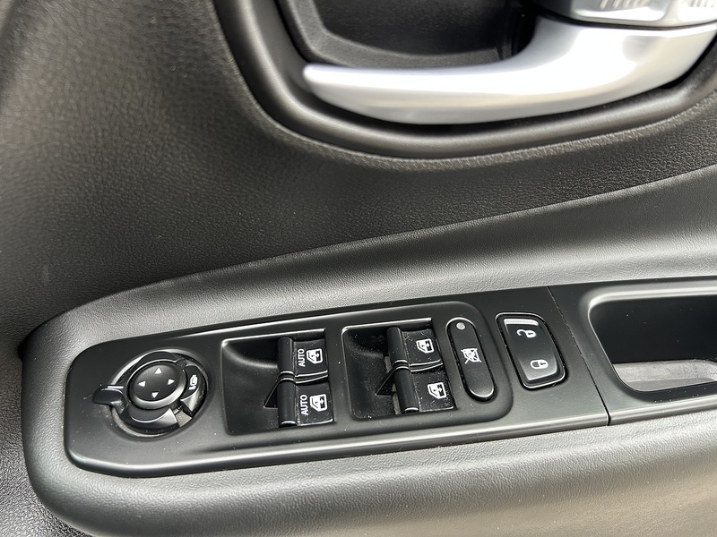 Jeep Renegade 2.0 MultiJetII Limited SUV 5dr Diesel Manual 4WD Euro 6 (s/s) (140 ps) - U75098