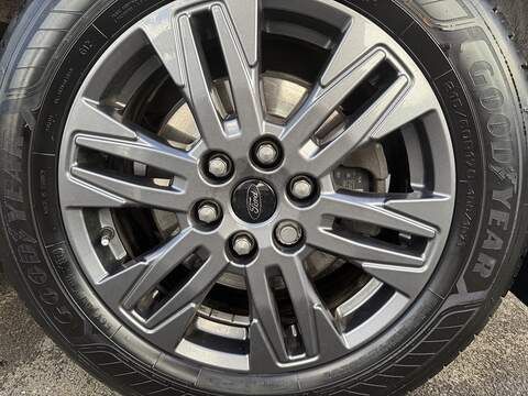 Ford Transit Custom 2.0 320 EcoBlue Limited Crew Van Double Cab 5dr Diesel Auto L2 H1 Euro 6 (s/s) (170 ps) - U75099