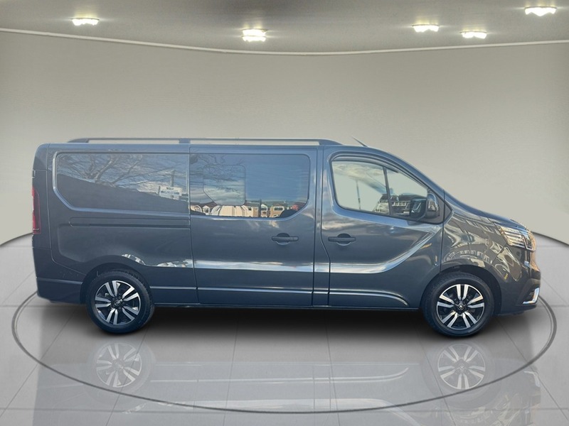 Renault Trafic 2.0 dCi Blue LL30 Sport+ Crew Van Double Cab 6dr Diesel EDC L2 H1 Euro 6 (s/s) (170 ps) - U75102