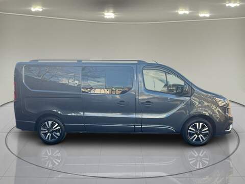 Renault Trafic 2.0 dCi Blue LL30 Sport+ Crew Van Double Cab 6dr Diesel EDC L2 H1 Euro 6 (s/s) (170 ps) - U75102