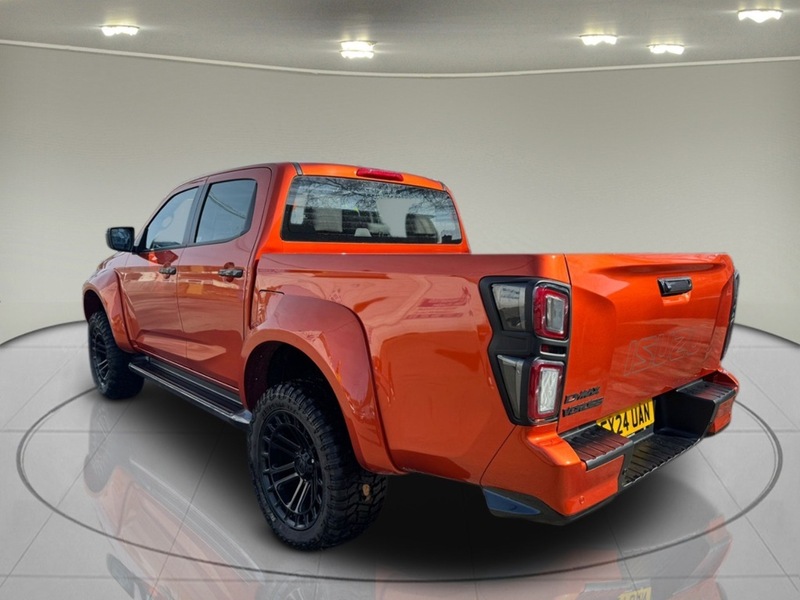 Isuzu D-Max 1.9 TD V-Cross Pickup Double Cab 4dr Diesel Auto 4WD Euro 6 (s/s) (164 ps) - U75109