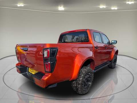 Isuzu D-Max 1.9 TD V-Cross Pickup Double Cab 4dr Diesel Auto 4WD Euro 6 (s/s) (164 ps) - U75109