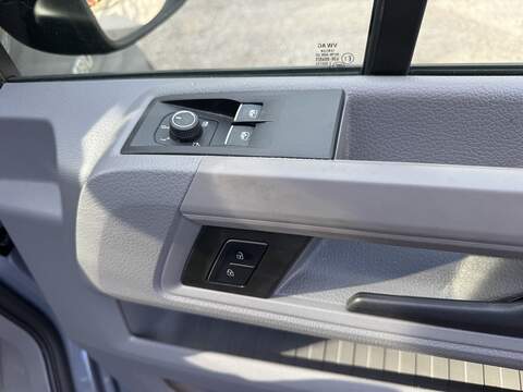 MAN TGE 2.0 BiTurbo 3180d Panel Van 5dr Diesel Auto 4WD LWB High Roof Euro 6 (s/s) (177 ps) - U75117