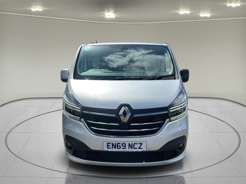 Renault Trafic 2.0 dCi ENERGY 28 Sport Panel Van 5dr Diesel Manual SWB Standard Roof Euro 6 (s/s) (120 ps) - U75121