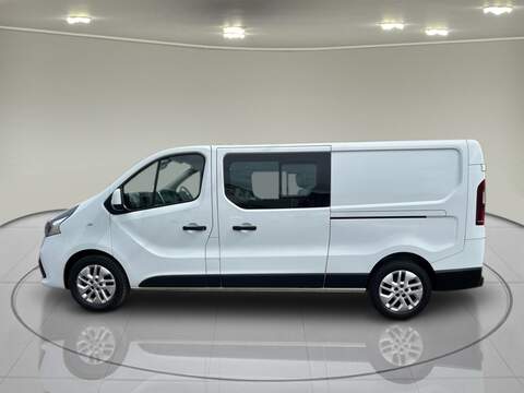 Renault Trafic 1.6 dCi 29 Sport Nav Crew Van Double Cab 6dr Diesel Manual LWB Euro 6 (120 ps) - U75123