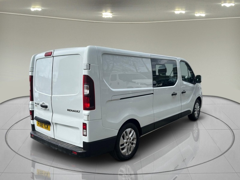 Renault Trafic 1.6 dCi 29 Sport Nav Crew Van Double Cab 6dr Diesel Manual LWB Euro 6 (120 ps) - U75123