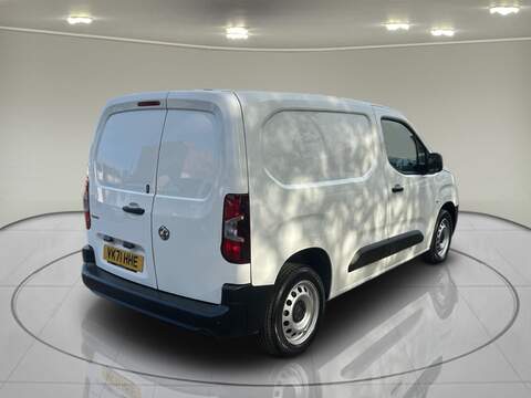 Vauxhall Combo 1.5 Turbo D 2300 Edition Panel Van 4dr Diesel Manual L1 H1 Euro 6 (s/s) (75 ps) - U75124