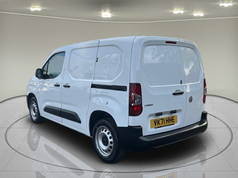 Vauxhall Combo 1.5 Turbo D 2300 Edition Panel Van 4dr Diesel Manual L1 H1 Euro 6 (s/s) (75 ps) - U75124