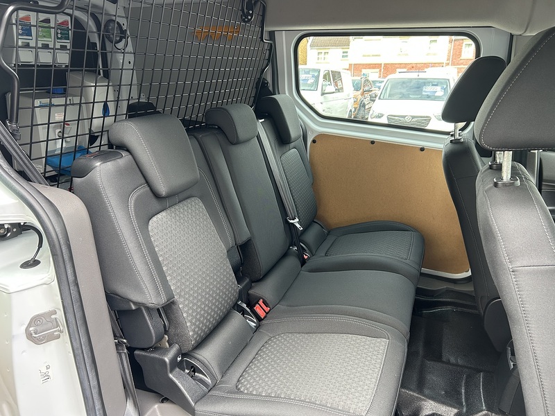 Ford Transit Connect 1.5 230 EcoBlue Trend Crew Van Double Cab 6dr Diesel Manual L2 Euro 6 (s/s) (100 ps) - U75126