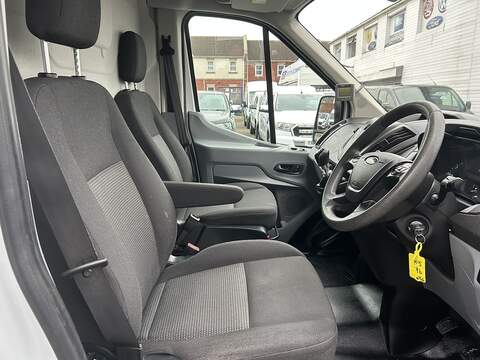 Ford Transit 2.0 350 EcoBlue Panel Van 5dr Diesel Manual FWD L2 H3 Euro 6 (130 ps) - U75129