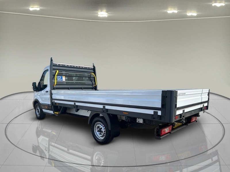 Ford Transit 2.0 350 EcoBlue Leader Chassis Cab 2dr Diesel Manual RWD L4 Euro 6 (s/s) (130 ps) - U75130
