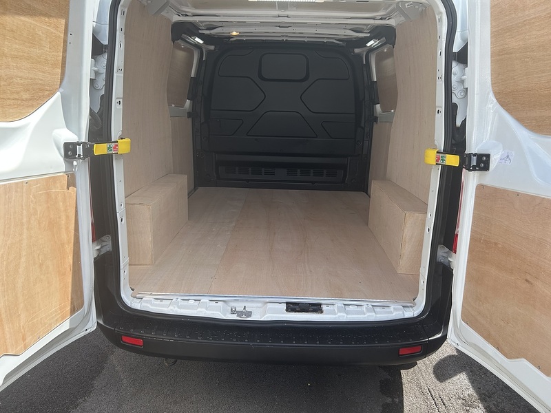 Ford Transit Custom 2.0 320 EcoBlue Panel Van 5dr Diesel Manual L1 H1 Euro 6 (105 ps) - U75135