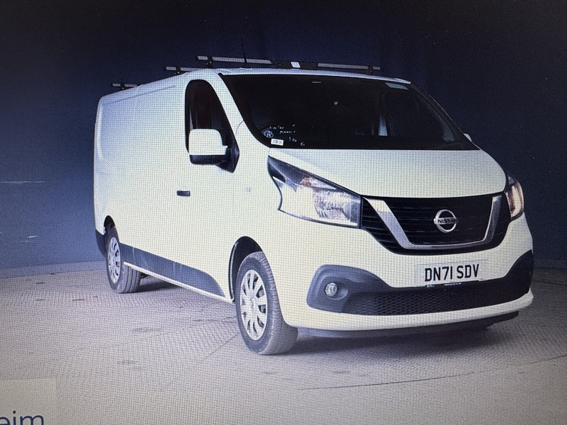Nissan NV300 2.0 dCi 30 Acenta L2 H1 Euro 6 4dr - U75136