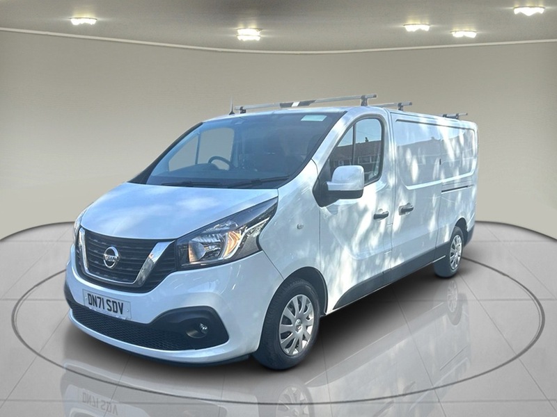 Nissan NV300 2.0 dCi 30 Acenta L2 H1 Euro 6 4dr - U75136