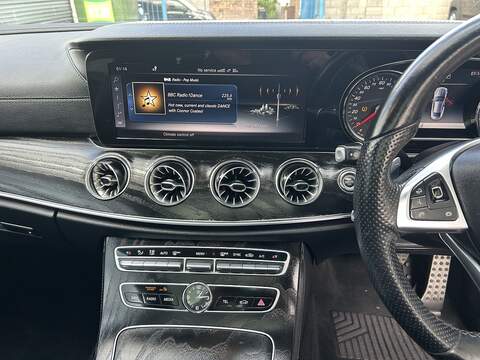 Mercedes-Benz E Class 2.0 E220d AMG Line (Premium) Coupe 2dr Diesel G-Tronic+ Euro 6 (s/s) (194 ps) - U75142