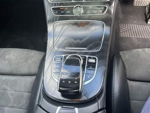 Mercedes-Benz E Class 2.0 E220d AMG Line (Premium) Coupe 2dr Diesel G-Tronic+ Euro 6 (s/s) (194 ps) - U75142