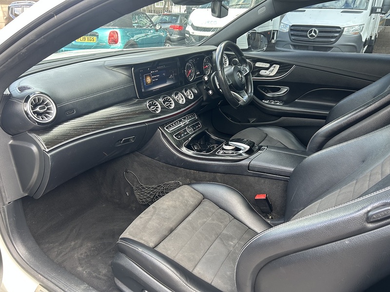 Mercedes-Benz E Class 2.0 E220d AMG Line (Premium) Coupe 2dr Diesel G-Tronic+ Euro 6 (s/s) (194 ps) - U75142