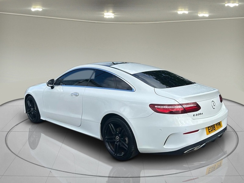 Mercedes-Benz E Class 2.0 E220d AMG Line (Premium) Coupe 2dr Diesel G-Tronic+ Euro 6 (s/s) (194 ps) - U75142