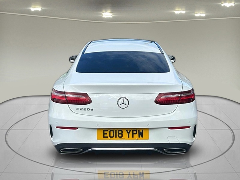 Mercedes-Benz E Class 2.0 E220d AMG Line (Premium) Coupe 2dr Diesel G-Tronic+ Euro 6 (s/s) (194 ps) - U75142