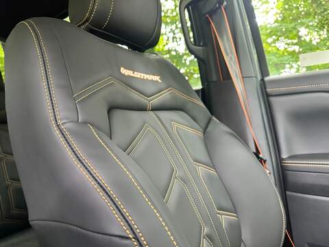 Ford Ranger 2.0 TD EcoBlue Wildtrak Pickup Double Cab 4dr Diesel Auto 4WD Euro 6 (s/s) (205 ps) - U75144