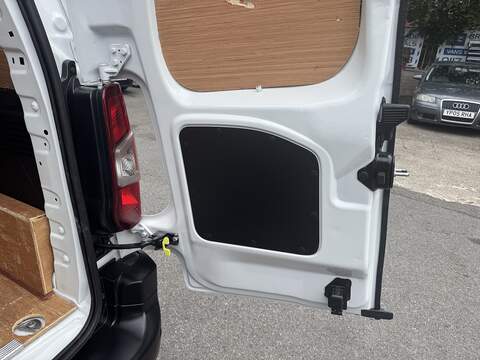 Citroen Berlingo 1.5 BlueHDi 1000 Enterprise Edition M Panel Van 5dr Diesel Manual SWB Euro 6 (s/s) (100 ps) - U75158