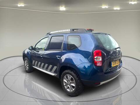 Dacia Duster 1.5 dCi Laureate Car Derived Van 5dr Diesel Manual 4WD Euro 6 (s/s) (110 ps) - U75172