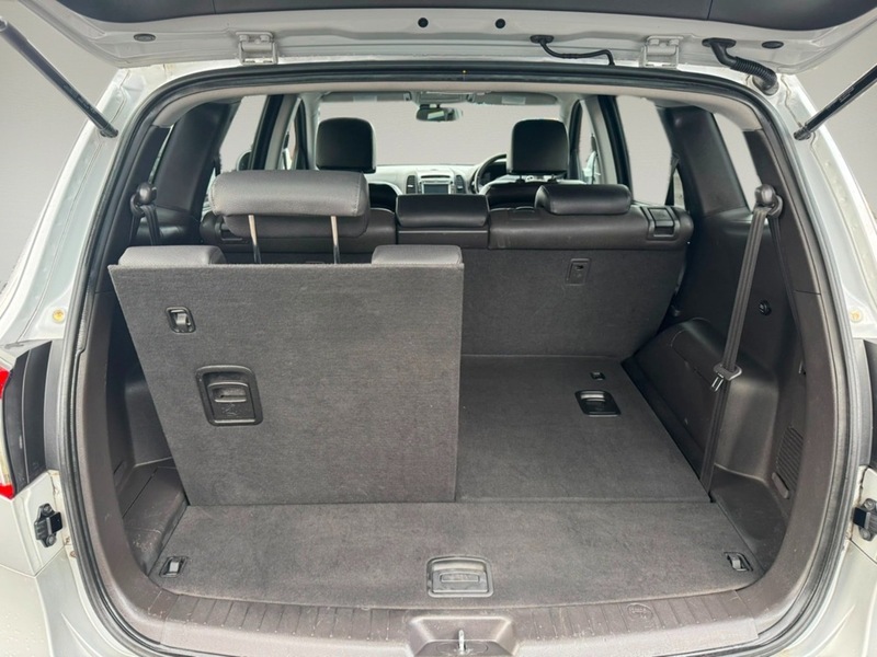 Hyundai Santa Fe 2.2 CRDi Premium SUV 5dr Diesel Auto 4WD Euro 5 (7 seat) (194 bhp) - U75178